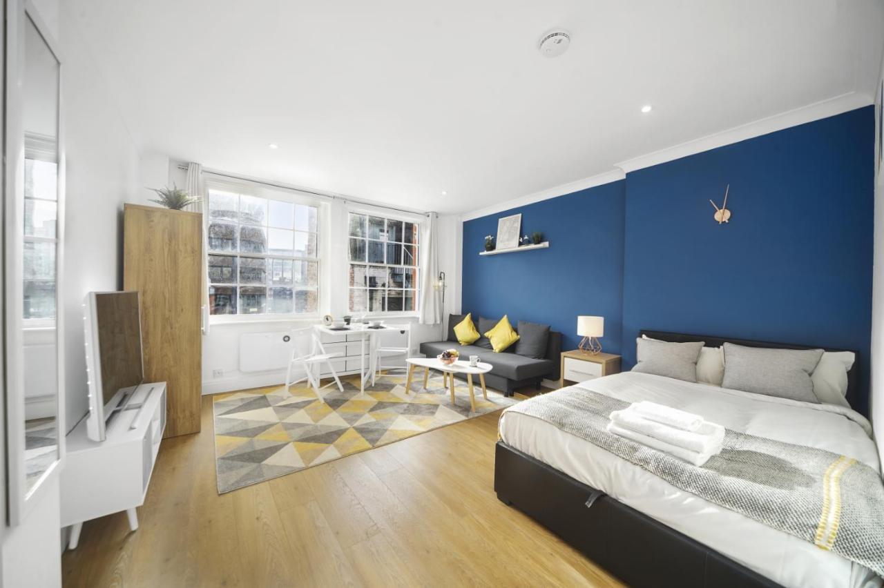 Studio Apartment By Homely Stays Лондон Екстериор снимка